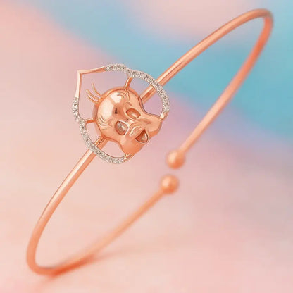 Classic Duck Charm Gold Bangle