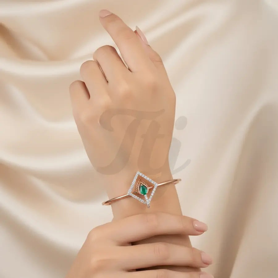 Emerald Feather Glow Gold Bangle