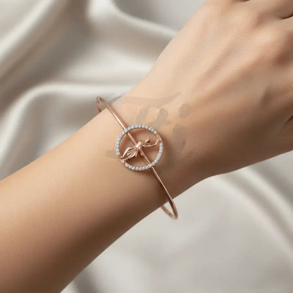Bharatanatyam Grace Gold Bangle