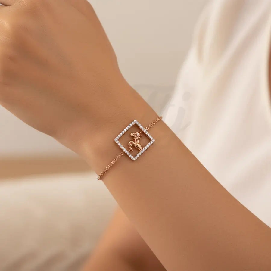 Mother's love Gold Bracelet