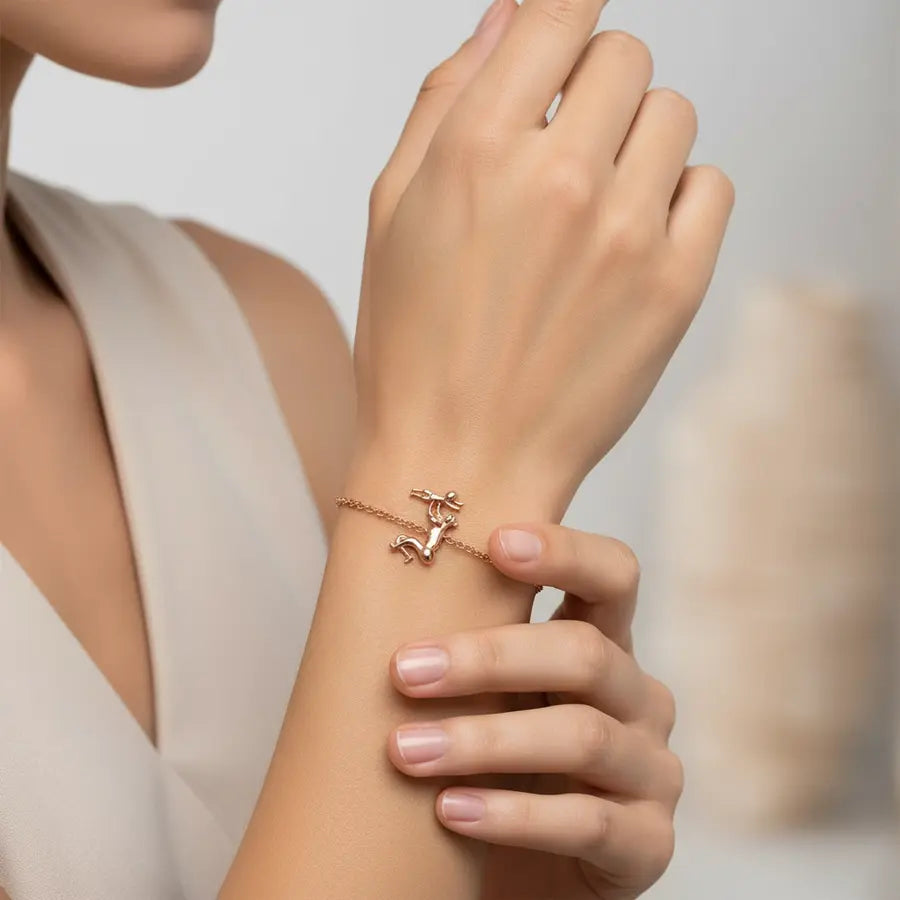 Caring Mom Gold Bracelet