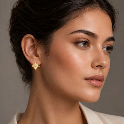 Classic Clover Bloom Earring