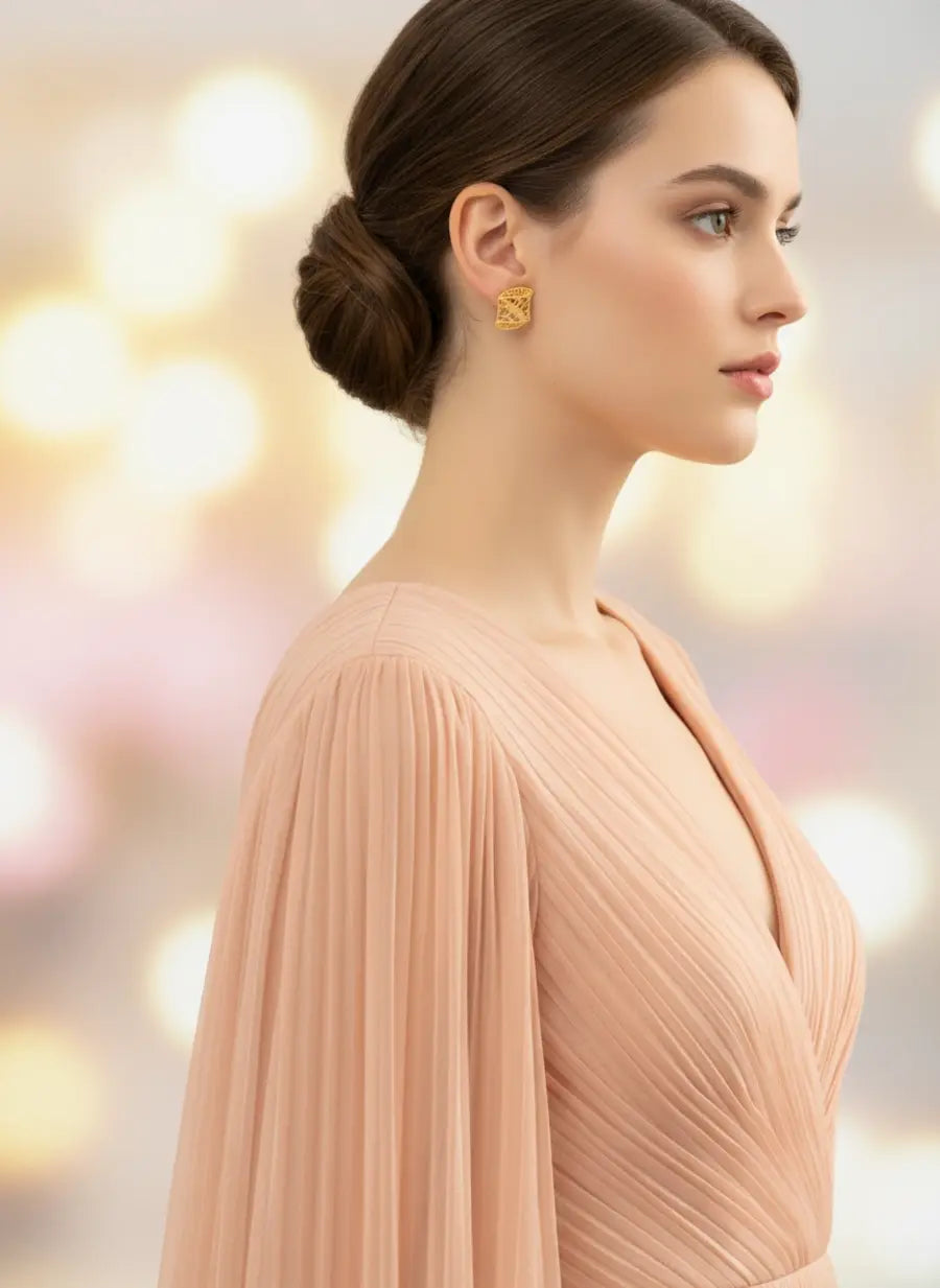 Honeycomb Curve Gold Earrings