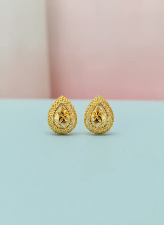 Tear Drop Gold Earrings