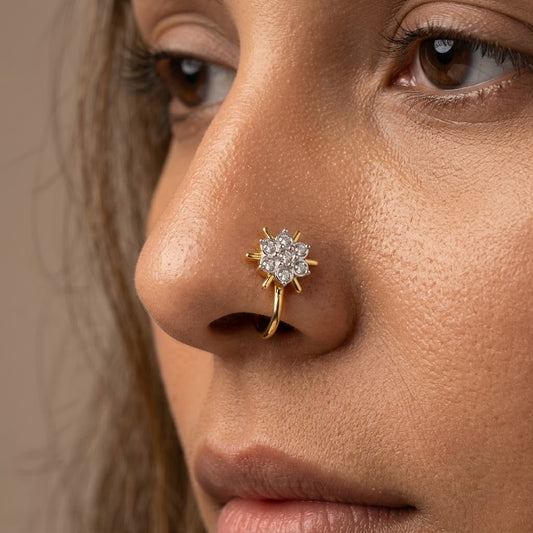 Sunray Floral Cluster Glow Diamond Gold Nose Pin