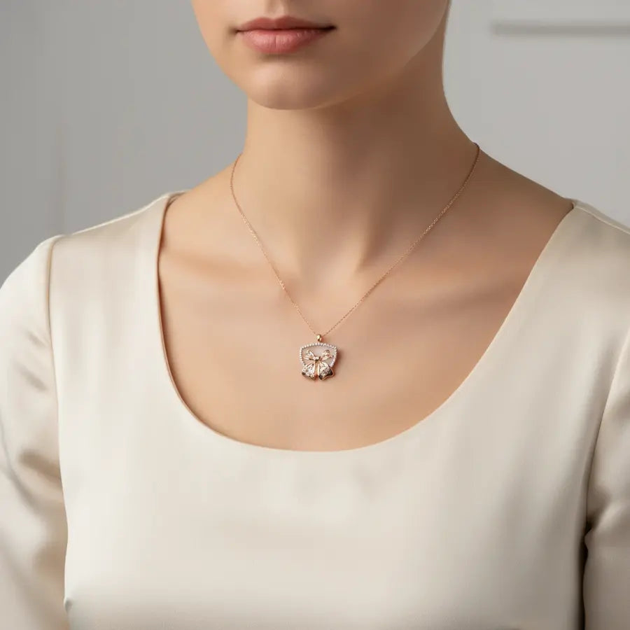 Ribbon Gold Pendant
