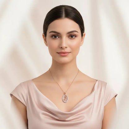 dynamic nritta Bharathanatyam Gold Pendant
