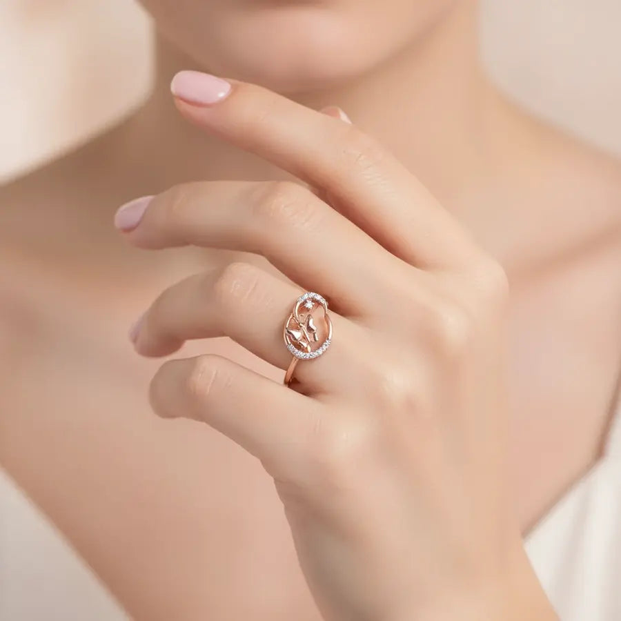 Oval Butterfly Gold Ring