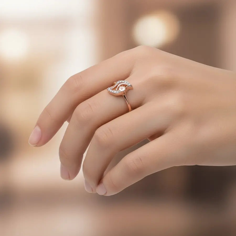 Curved Leaf Gold Ring