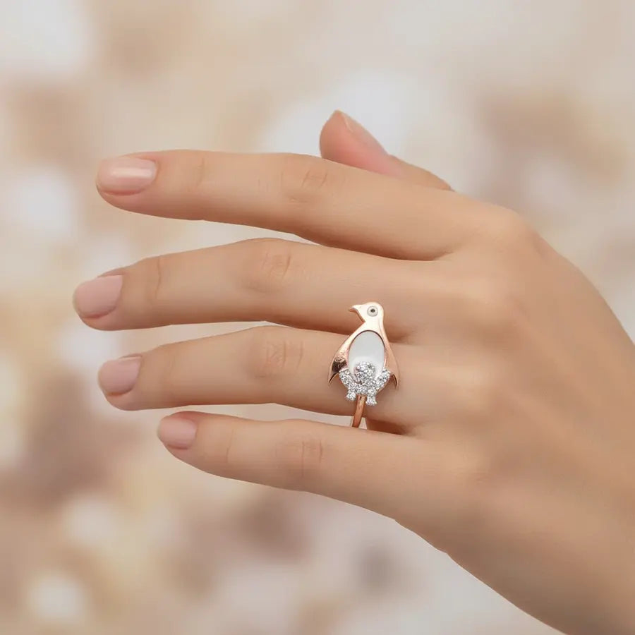 Pretty Penguin Gold Ring