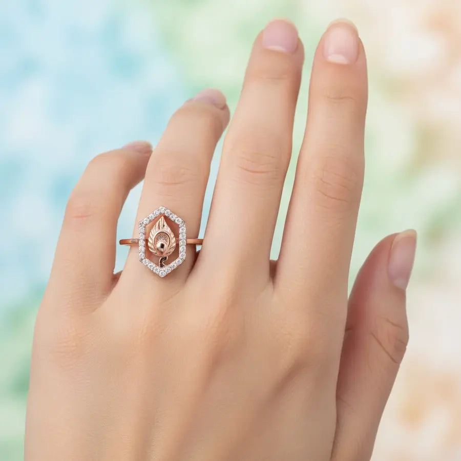 Royal Shield Motif Gold Ring