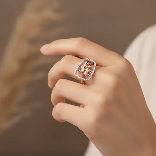 Shoulder Embrace Gold Ring