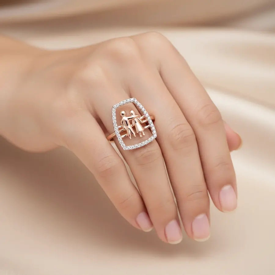 Shoulder Embrace Gold Ring