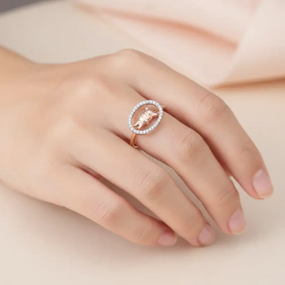 Quirky Pose Gold Ring