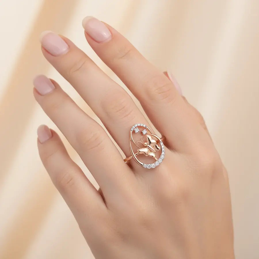 Butterfly Oval Swril Gold Ring