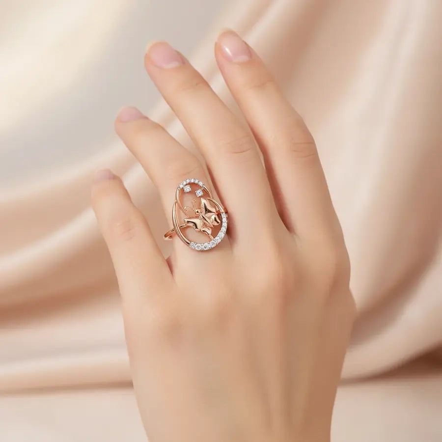 Butterfly Oval Swril Gold Ring