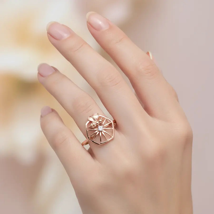 Bee & Flower Gold Ring