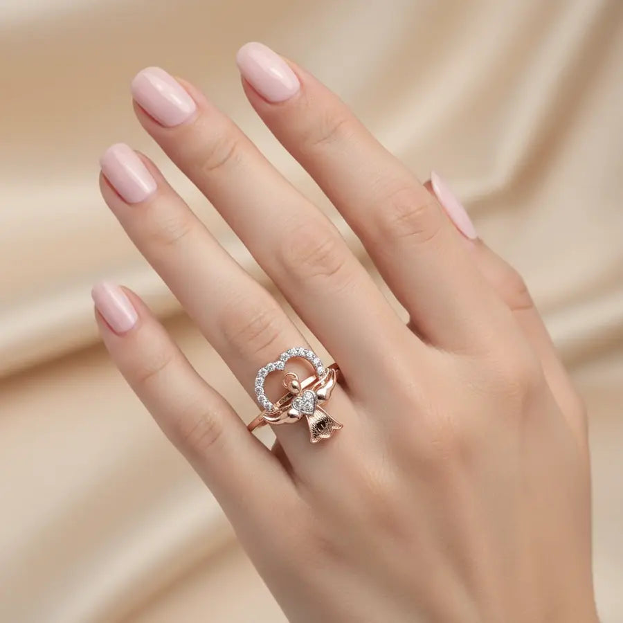 Angel Heart Frame Gold Ring