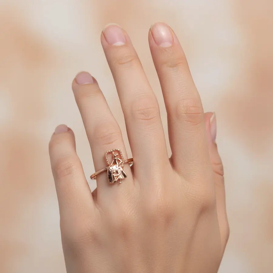 Mom & Child Blanket Gold Ring