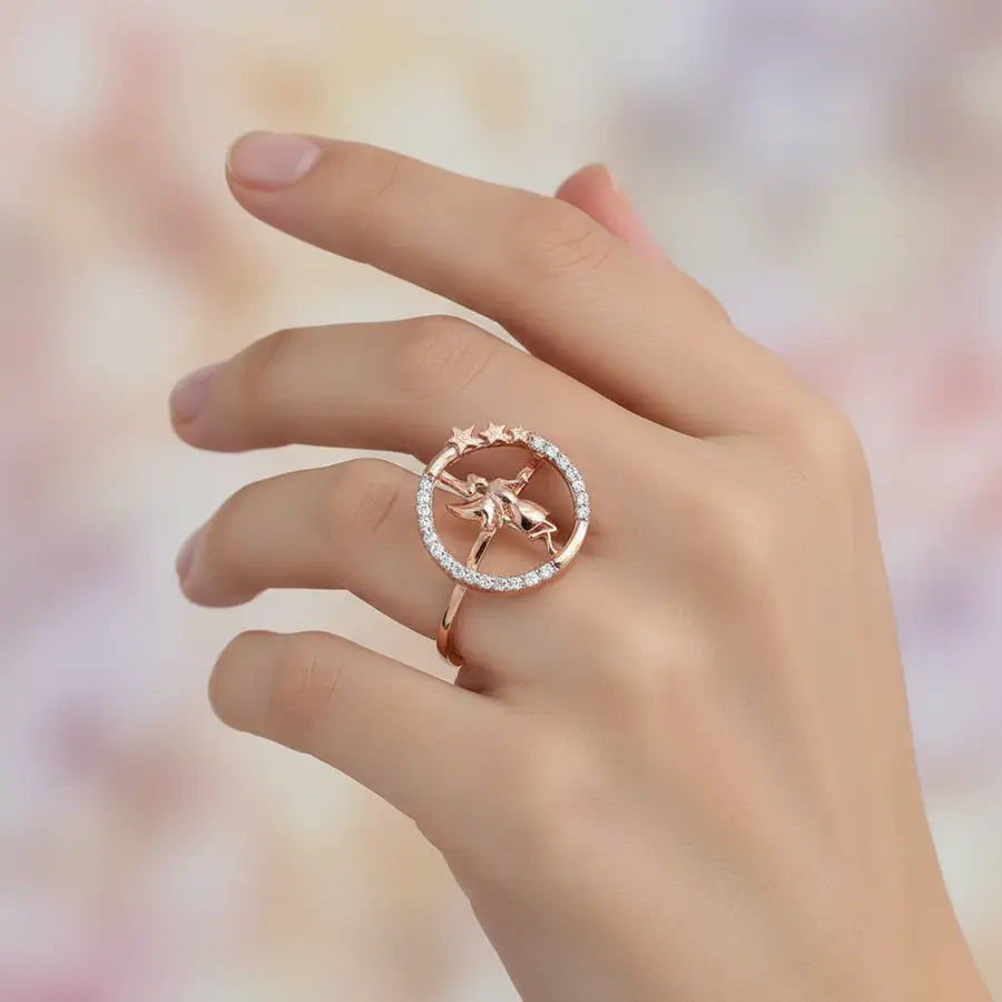 Angel Circle Frame Gold Ring