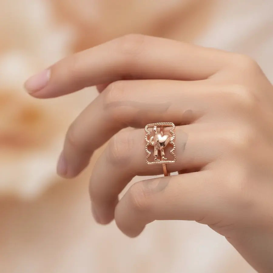 Heart Holder Gold Ring