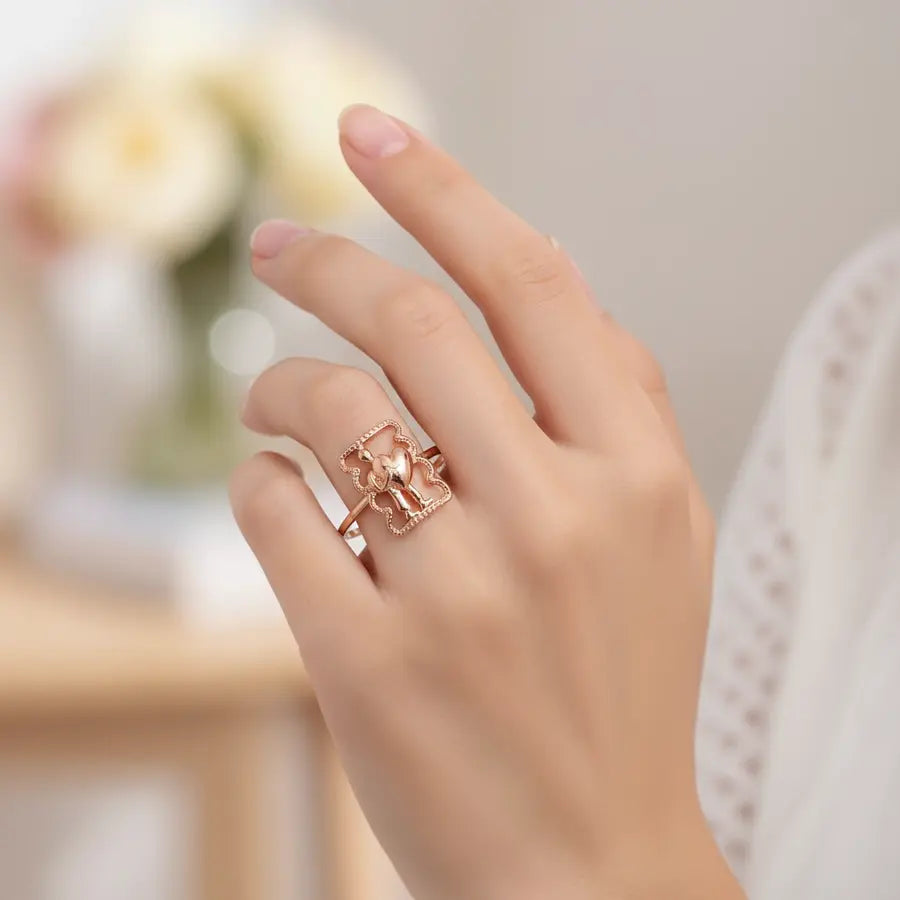 Heart Holder Gold Ring