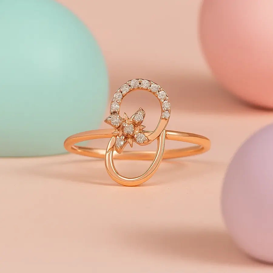 Intertwined Circles Flower Gold Ring