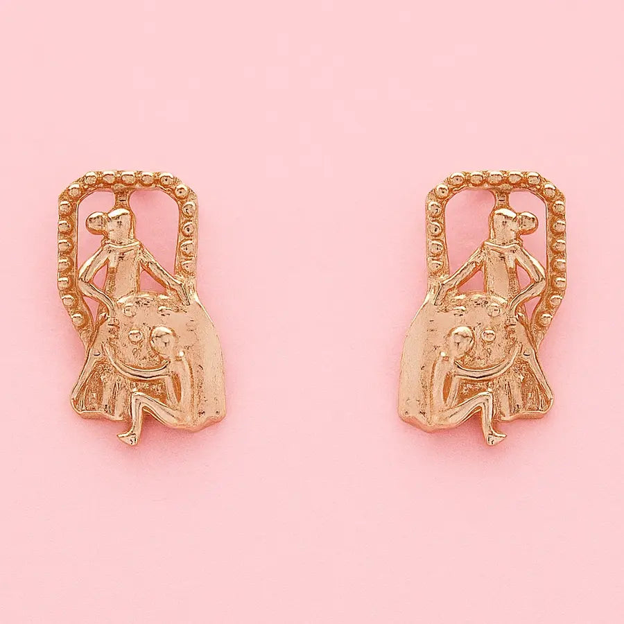Mom & Child Blanket Gold Earrings