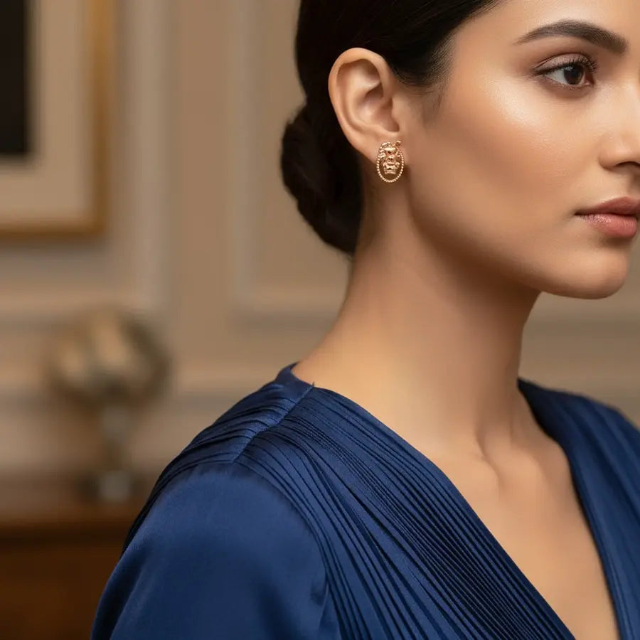 Traditional Figure Oval Gold Earrings