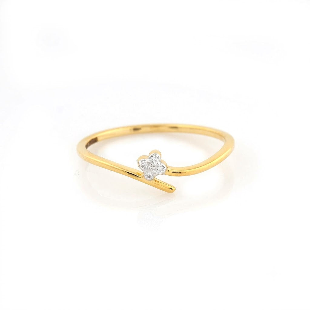 Flowing Blossom Accent Diamond Gold ring